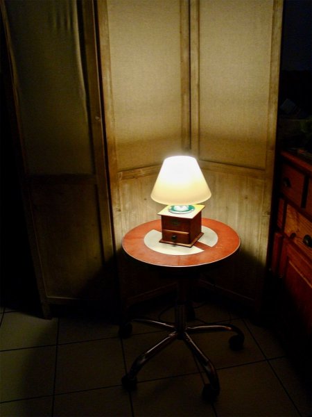 Lampada del vecchio mulino da caff&egrave; verde