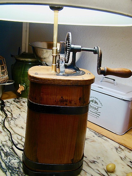 Lampe Baratte &agrave; beurre ancienne 