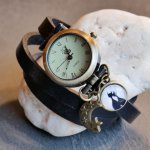 Montre bracelet cuir noir cabochon Chats