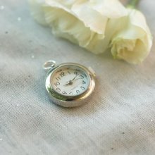 Ciondolo orologio con quadrante rotondo in argento
