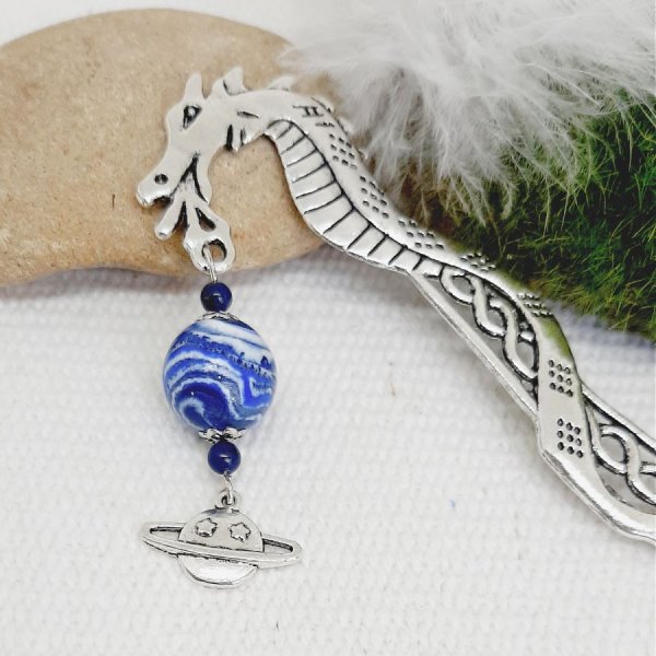 segnalibro bel pianeta tema ciondolo con perla blu universo ecologico