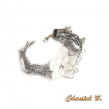 Bracciale in guipure d'argento con fiore di seta bianco, personalizzabile come cerchietto per capelli