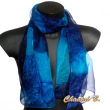long foulard &eacute;charpe mousseline de soie d&eacute;grad&eacute; bleu et marine peint main 180CM