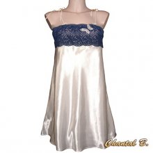 nuisette satin ivoire dentelle et papillon bleu 