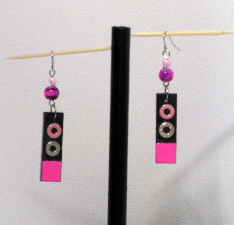 boucles d'oreille ardoise et émail rose fabrication artisanale