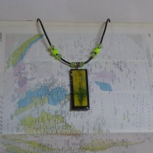 Collana con ciondolo in ardesia gialla e verde da donna, modello unico, creazione artigianale