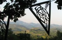 Gagliardetto provenzale con vista sulle Baronnies