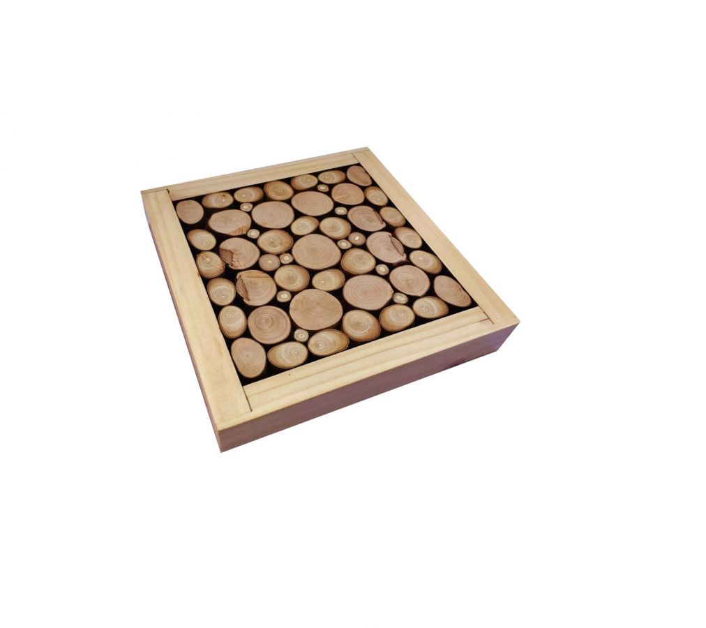 Tovaglietta in tronchetti di legno nocciola / lilla, reversibile in una tazza con decoro crackle oro