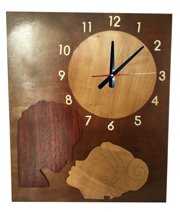 Orologio gigante in legno "Il bacio