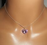 Ciondolo a forma di cuore viola in cristallo Swarovski su catena d'argento 925