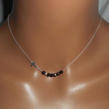 Collana girocollo in argento 925 con croce e perline in cristallo nero