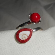 Anello originale in argento 925 con gorgone rosso e occhio di Santa Lucia