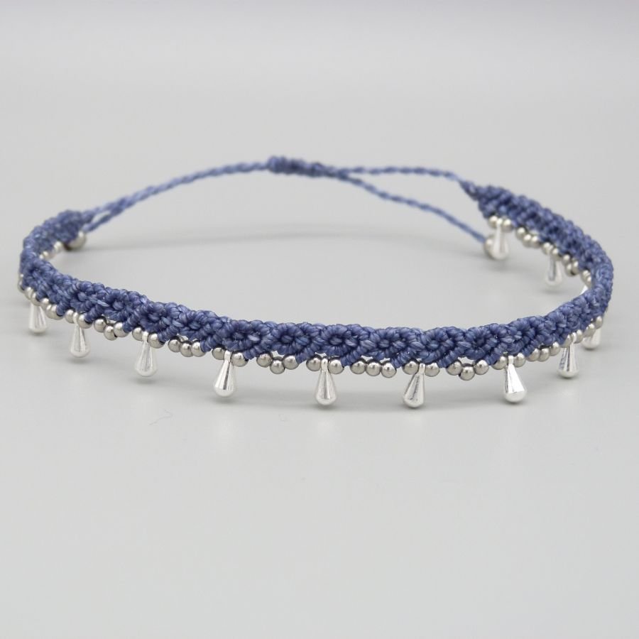 Cavigliera in micro-macramè blu anatra