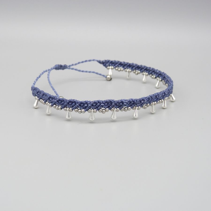 Cavigliera in micro-macramè blu anatra