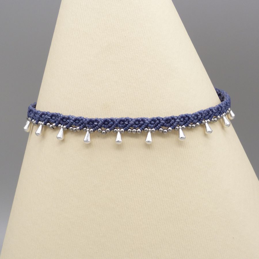 Cavigliera in micro-macramè blu anatra