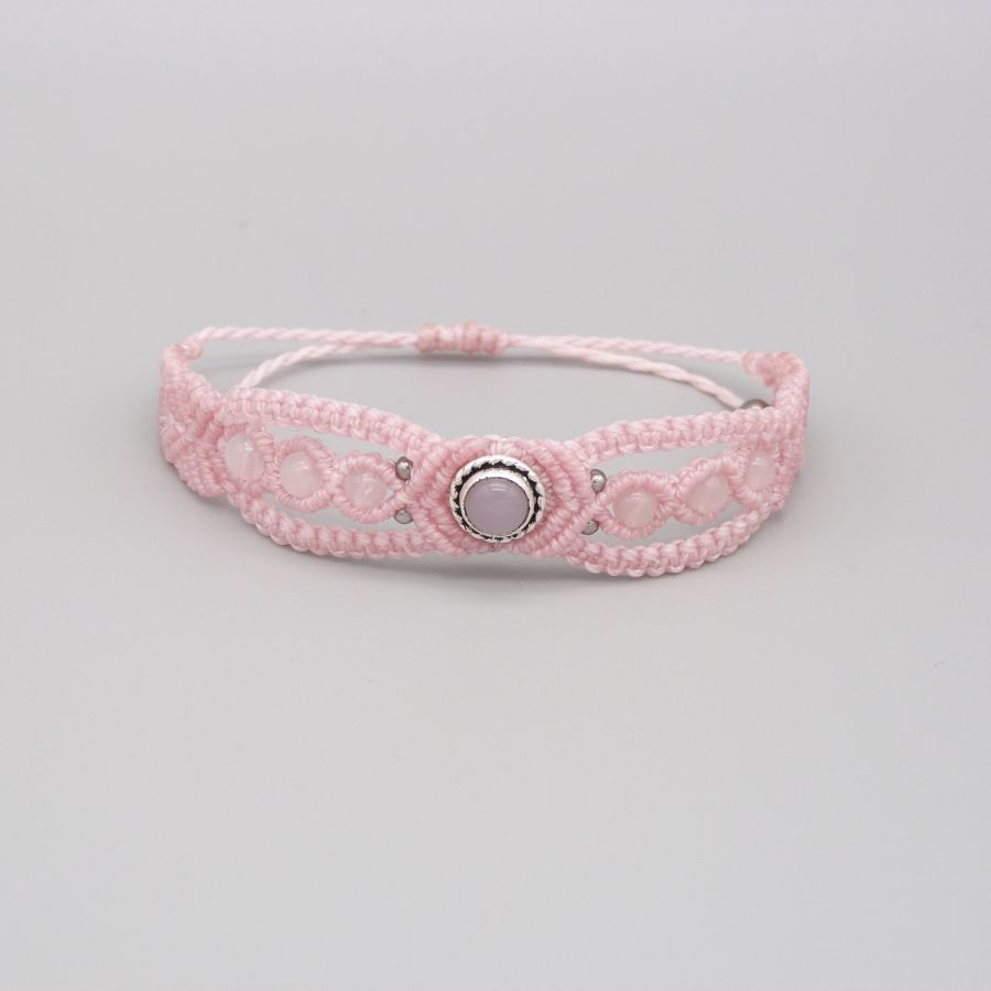 Bracciale in micro-macramé rosa con pietra di quarzo rosa