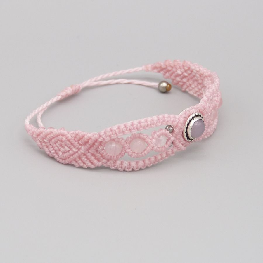 Bracciale in micro-macramé rosa con pietra di quarzo rosa