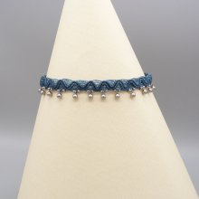 Cavigliera in micro-macramè blu anatra