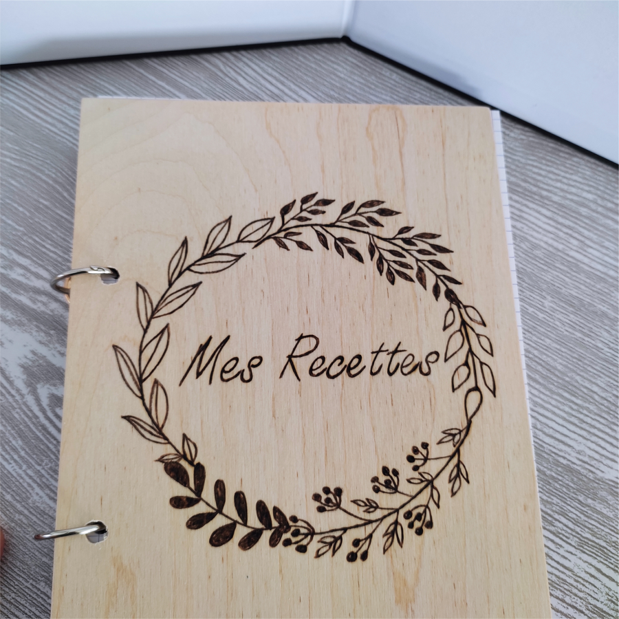 Ricettario, copertina in legno inciso a fuoco (fatto a mano), personalizzabile