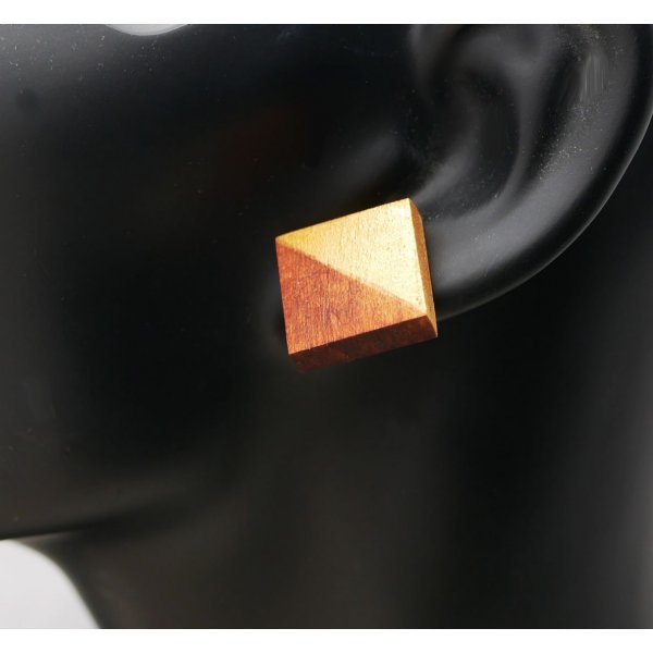 Orecchini tondi in legno di ciliegio dipinto in oro