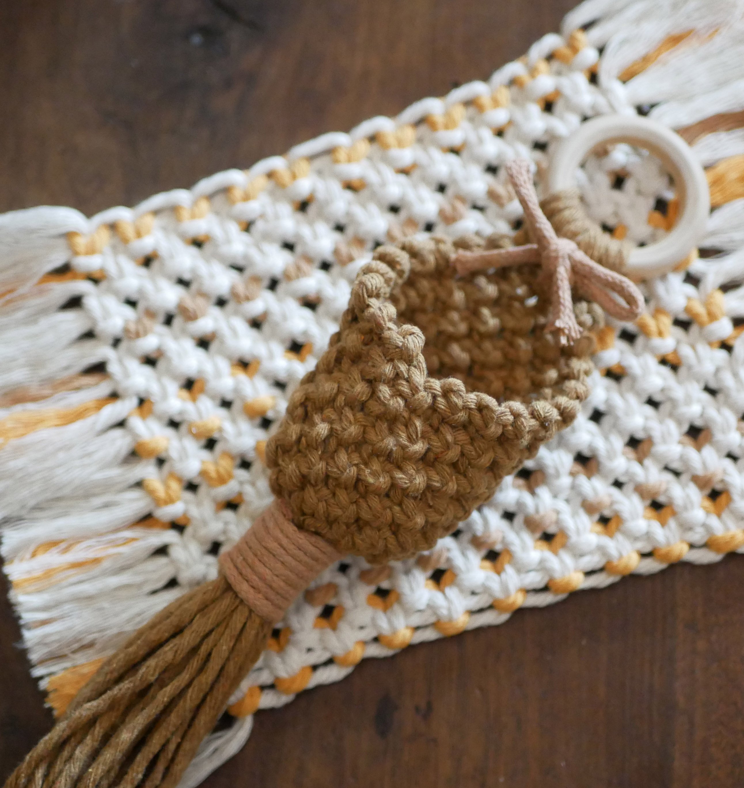 Pot en macram&eacute; &agrave; suspendre d&eacute;coration maison au naturel  