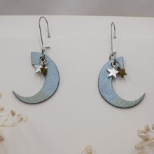 Orecchini in argento con luna in legno e ciondoli a forma di stella 