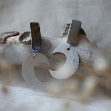 Orecchini in legno patinato placcato argento 