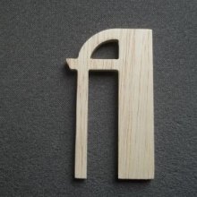 Modello di lettera in legno BETTY BLACK