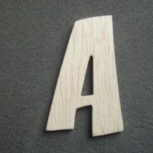 Modello di lettera in legno CARTOON