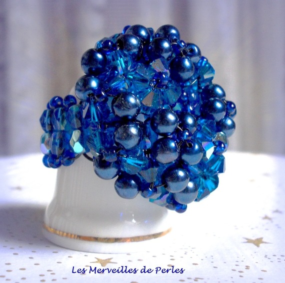 Anello Night Blue con sfaccettature di cristallo Swarovski e filatori