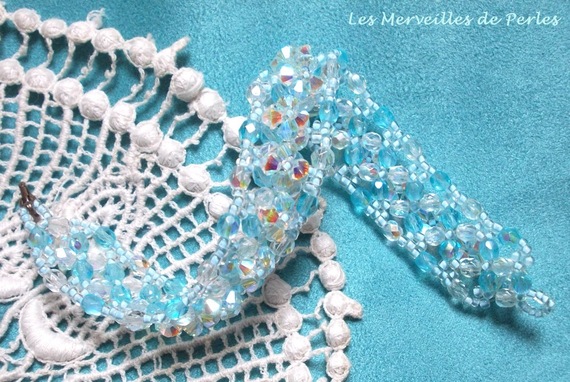 Bracciale Crystal Blue con sfaccettature di cristallo Swarovski e filatoi