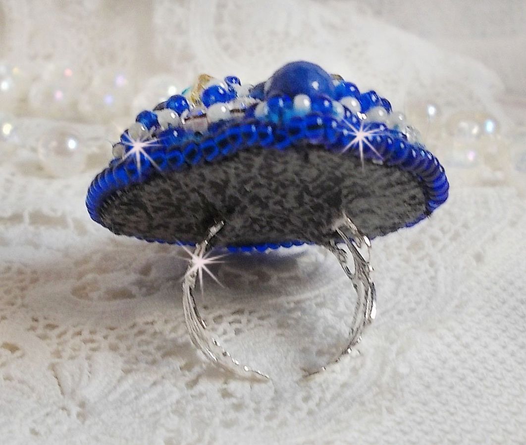 Anello Blue Palace, un design autentico con perline blu e cristalli Swarovski