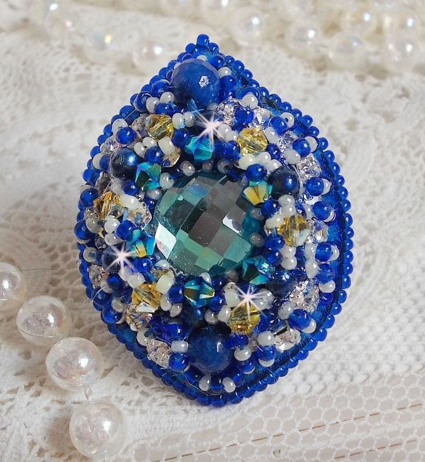 Anello Blue Palace, un design autentico con perline blu e cristalli Swarovski