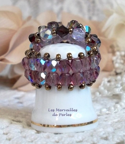 Anello in charmeuse con sfaccettature e filature in cristallo Swarovski