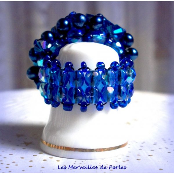 Anello Night Blue con sfaccettature di cristallo Swarovski e filatori