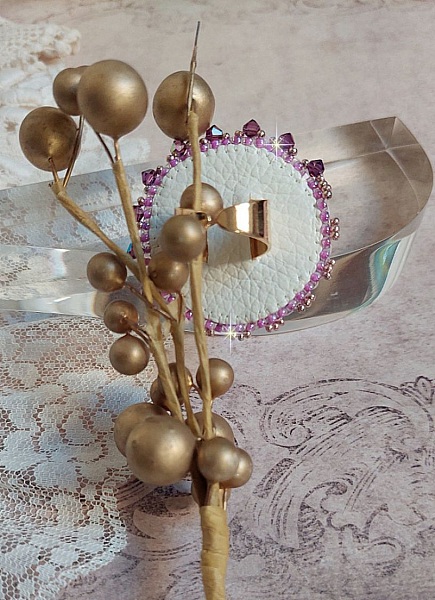 Anello Glace Purple ricamato con cristalli Swarovski e rose in resina