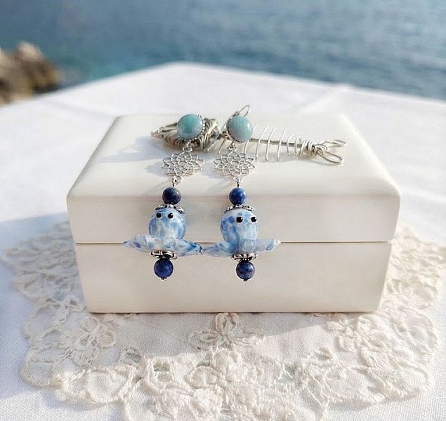 Elles se mettent en valeur sur un coffret à bijoux