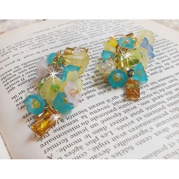 BO Bella Yellow montata con cristalli Swarovski, fiori smerigliati e perle 