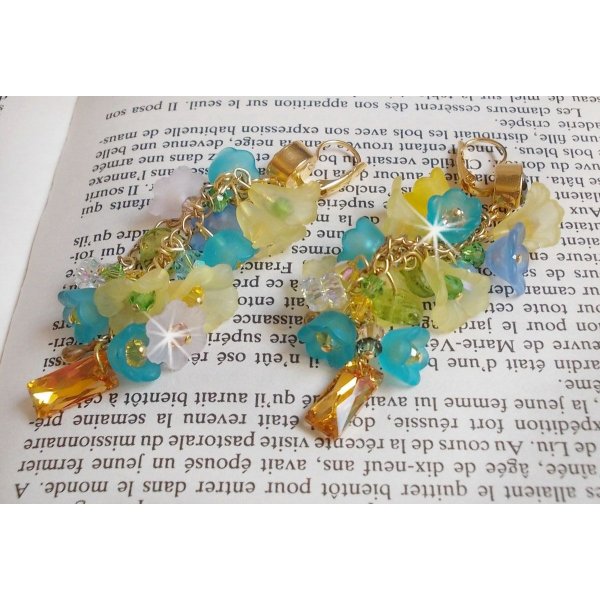 BO Bella Yellow montata con cristalli Swarovski, fiori smerigliati e perle 