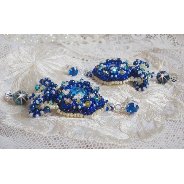 BO Blue Palace Haute-Couture ricamato con cristalli Swarovski, perle perlate, timbri in filigrana e portacabochon in argento 925/1000