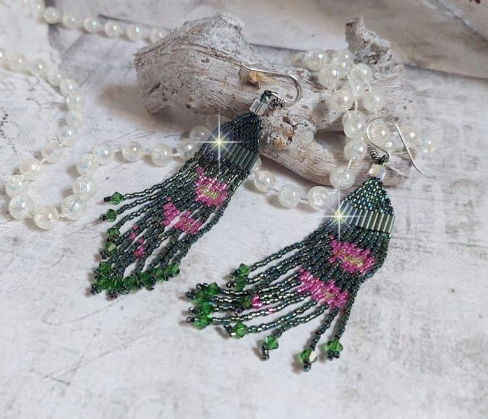 BO Evasion mont&eacute;es avec rocailles verres, tubes, perles cristal Swarovski et crochets d&rsquo;oreilles Argent 925