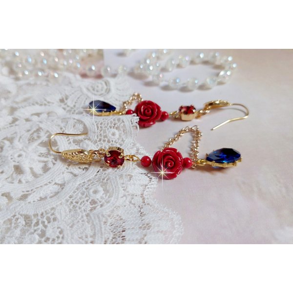 BO Flamenca mont&eacute;es avec cabochons en Cristal, roses en R&eacute;sine, perles rondes en Jade, une cha&icirc;ne avec des poires en oxyde de Zirconium