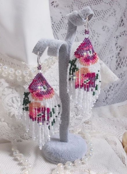 BO Fiori di ciliegio creati con Bianco opaco, Rosa in varie tonalit&agrave;, Verde con Toupies