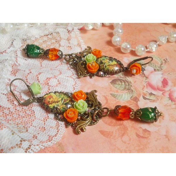 Zucca BO Fairy Aloes creata con cabochon di vetro d'ingrandimento, rose di resina e cristalli