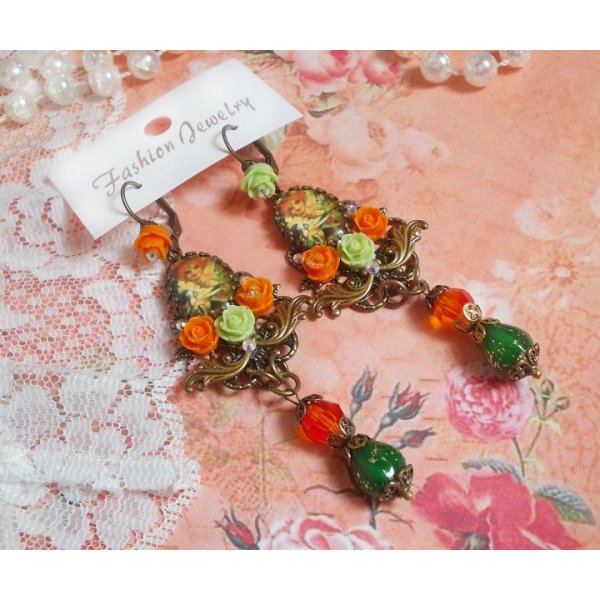 Zucca BO Fairy Aloes creata con cabochon di vetro d'ingrandimento, rose di resina e cristalli