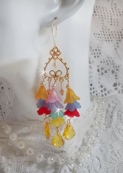 Fiori da giardino BO con cristalli Swarovski e fiori in lucite di diversi colori