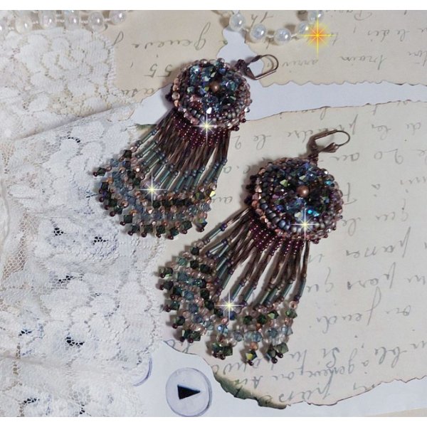 BO Long Brown Picasso ricamato con cristalli Swarovski, sfaccettature di vetro, bugles twist e rocailles