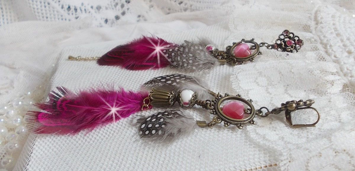 Navajo Fuchsia e Brown BO con perle di vetro, cristalli Swarovski e piume