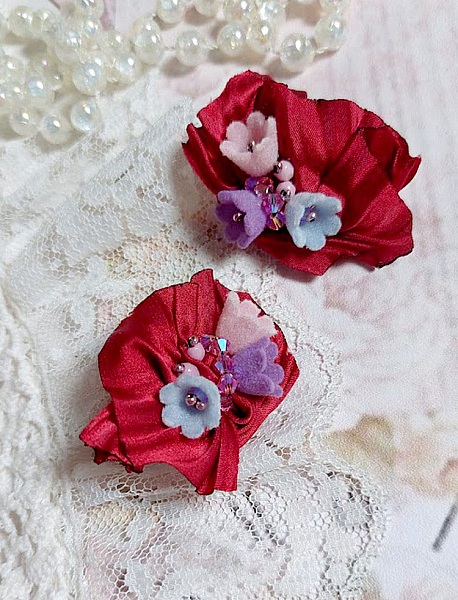 BO Pretty Lady brod&eacute;es avec ruban de soie, perles cristal Swarovski, perles acryliques, facettes verre boh&egrave;me