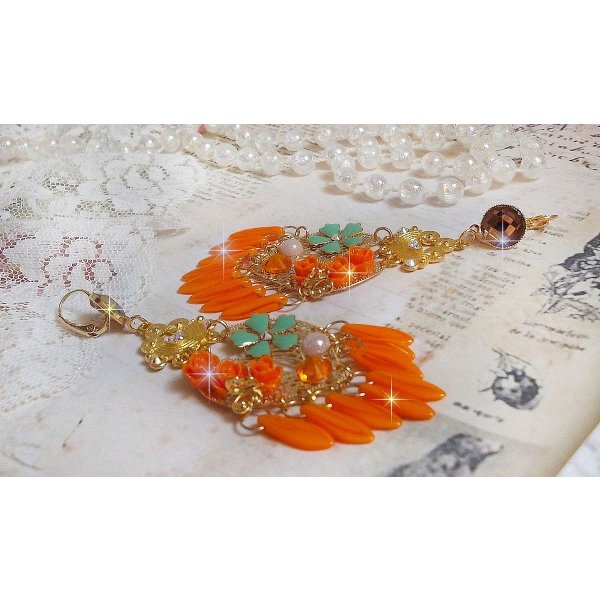 BO Roseraie Rose arancioni create con strass e cabochon di cristallo Swarovski, fiori, pugnali arancioni, cabochon di vetro e accessori di qualità